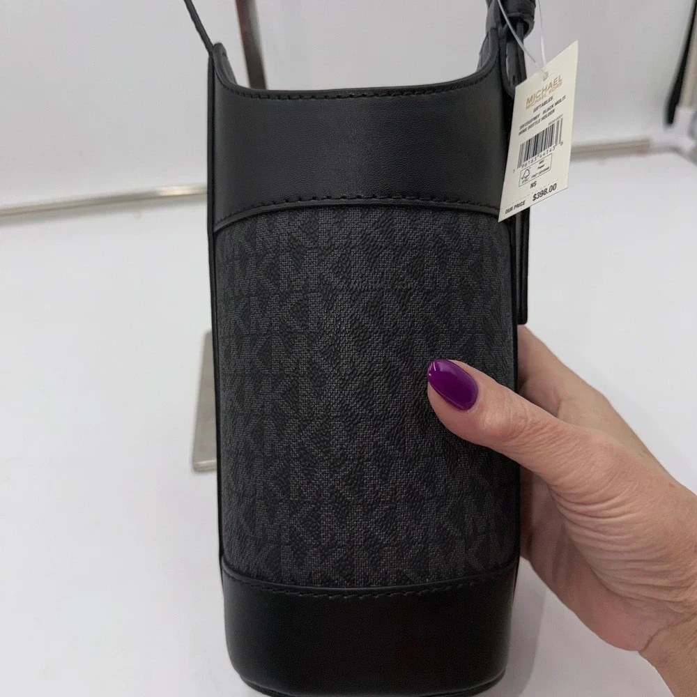 Michael Kors Wine Bottle Holder Black Multi Signature MK 35F2SGFN6Y